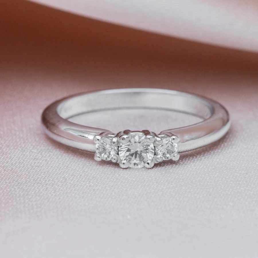 Zlat zaročni prstan z diamanti, diamantni zaročni 